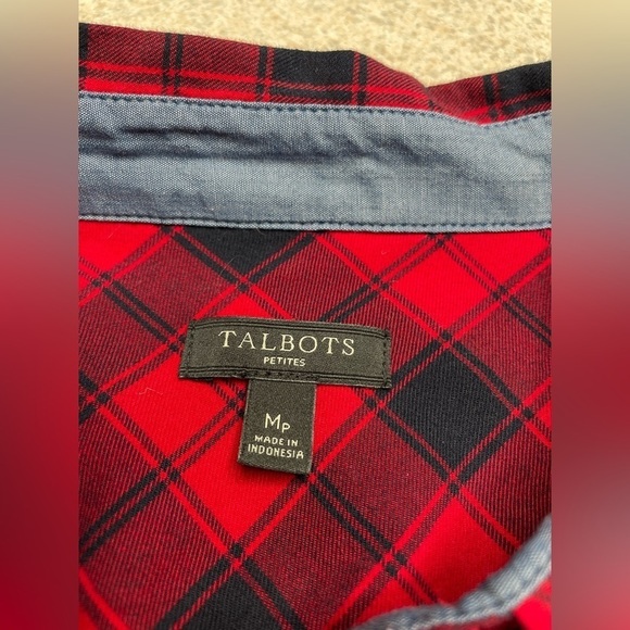 Talbots Button Front Shirt Red Black Plaid Cotton Size Medium Petite - Picture 3 of 8